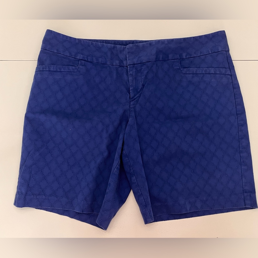 LILLY PULITZER | 10 | Quatrefoil Shorts - Picture 2 of 12